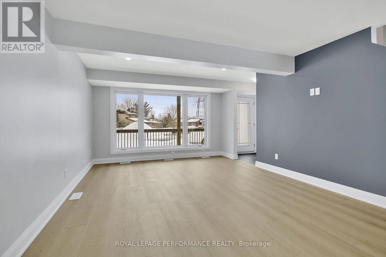 28549099/9-brydon-court/tanglewood/ottawa/ontario/K2G4A6_5