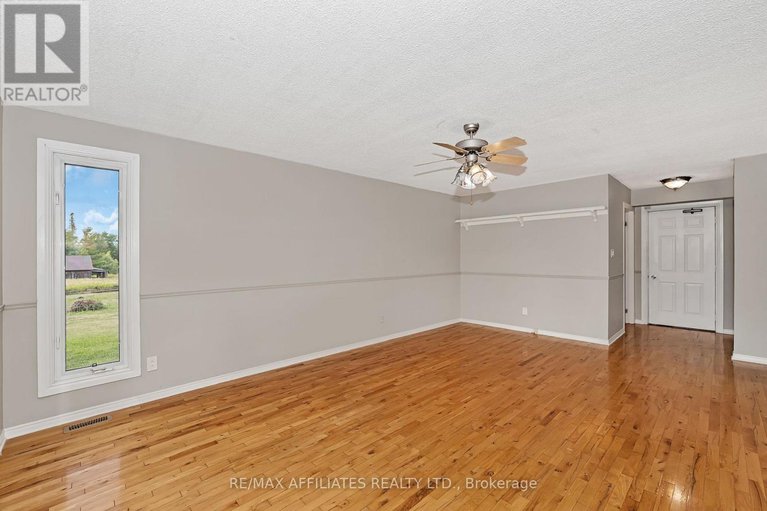 28655117/101-carterfarm-crescent/huntley-ward-south-west/ottawa/ontario/K0A1L0_19