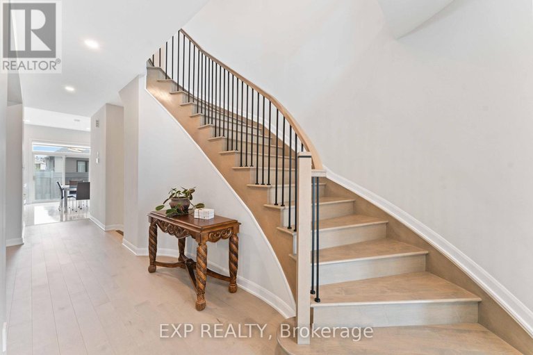 28553790/700-coast-circle/mahogany-community/ottawa/ontario/K4M0N2_3