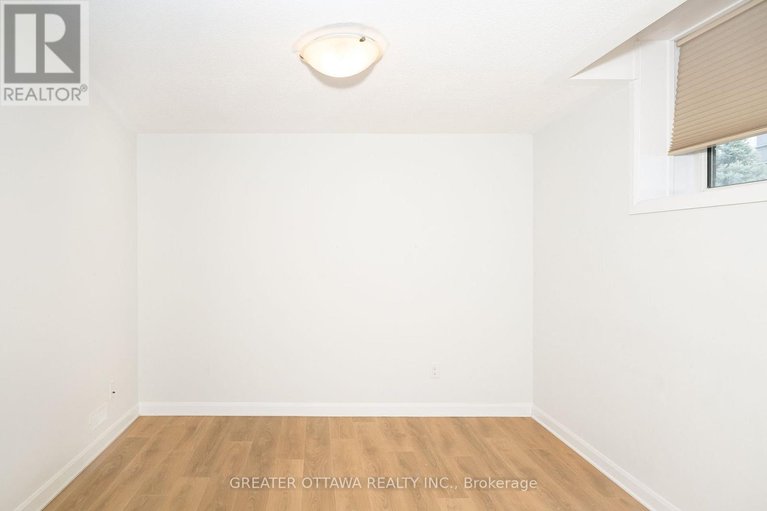 29592817/16-415-eldorado-private/morgans-grantsouth-march/ottawa/ontario/K2K0N9_13