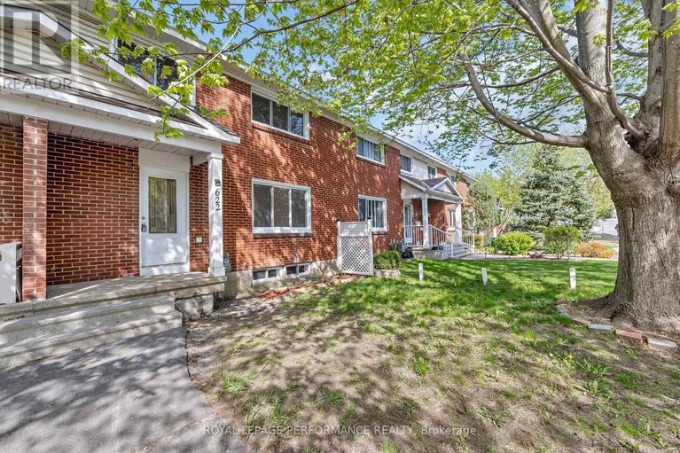 28502745/622-borthwick-avenue/castle-heightsrideau-high/ottawa/ontario/K1K2L9_44