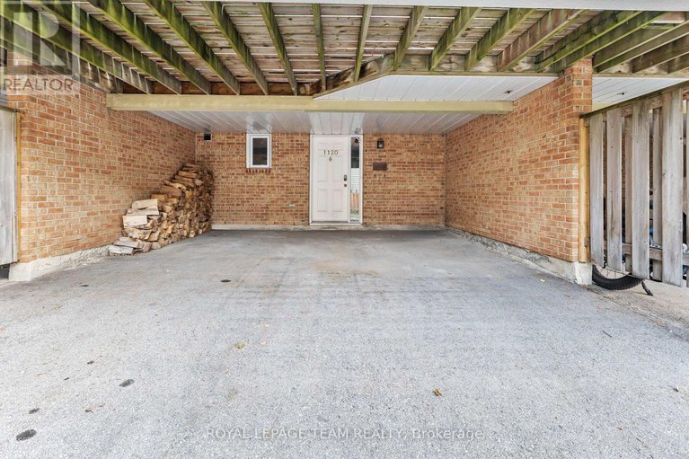 29053450/1120-chimney-hill-way/beacon-hill-south/ottawa/ontario/K1J8Z6_2