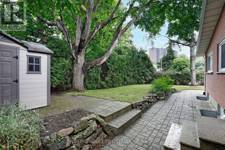 28561500/919-bermuda-avenue/carson-meadows/ottawa/ontario/K1K0V8_39