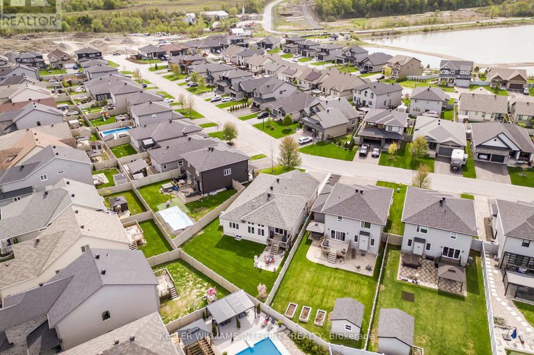 28399629/42-granite-street/clarencerockland-twp/clarence-rockland/ontario/K4K0H8_40