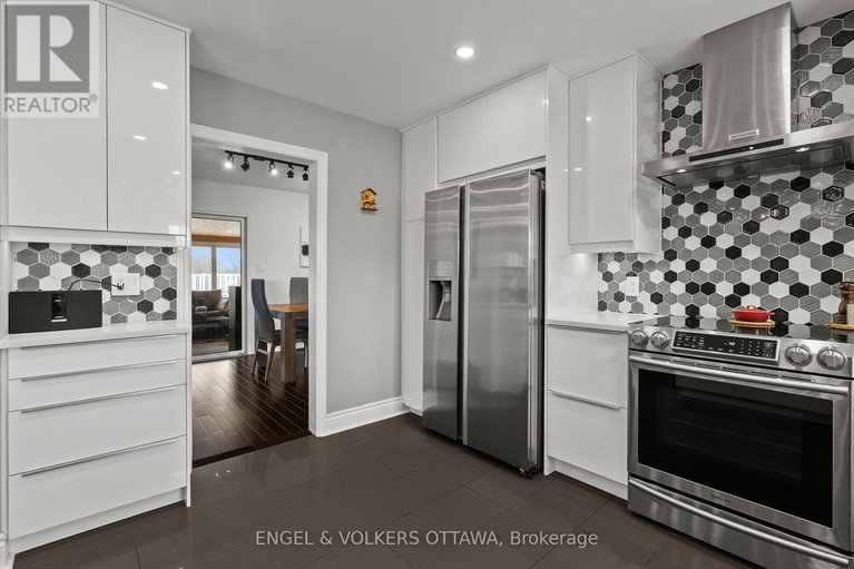 29577442/4624-albion-road/riverside-south/ottawa/ontario/K1X1A5_15