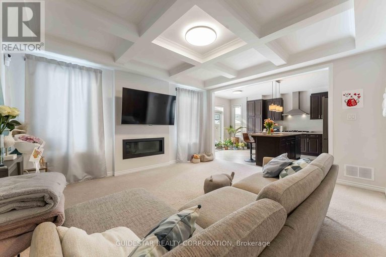 29304707/30-oxalis-crescent/emerald-meadowstrailwest/ottawa/ontario/K2V0J6_5