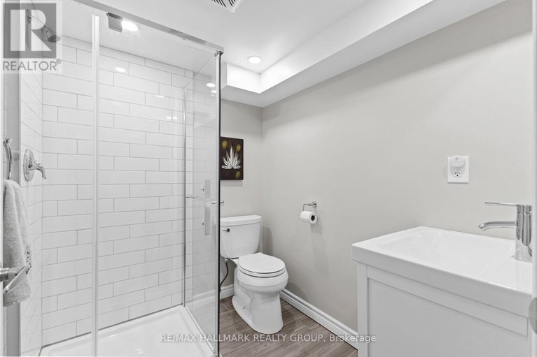28783235/1622-drake-avenue/riverview-park/ottawa/ontario/K1G0L8_25