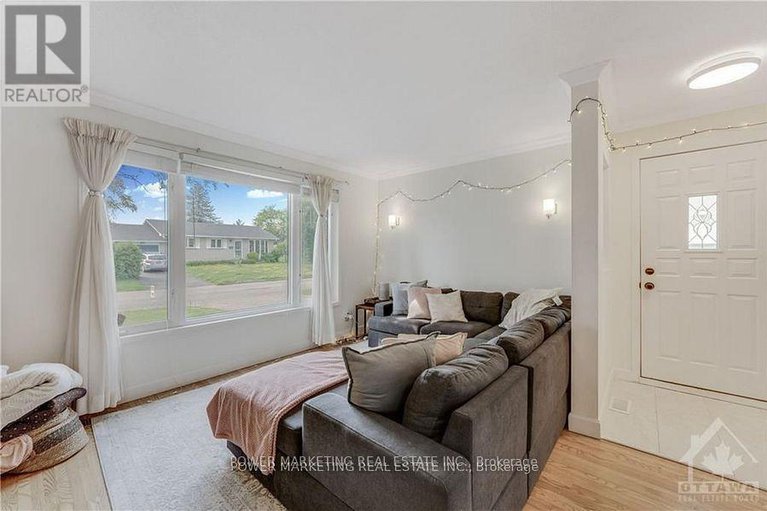 28768216/29-courtney-road/glencairnhazeldean/ottawa/ontario/K2L1M1_3