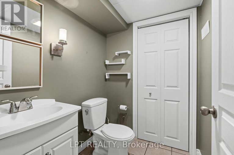 29592381/485-grey-seal-circle/riverside-southgloucester-glen/ottawa/ontario/K1V2H7_35