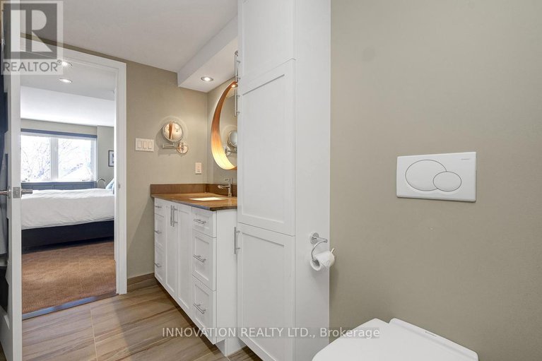 28875882/2c-150-waverley-street/ottawa-centregolden-triangle/ottawa/ontario/K2P0V4_34