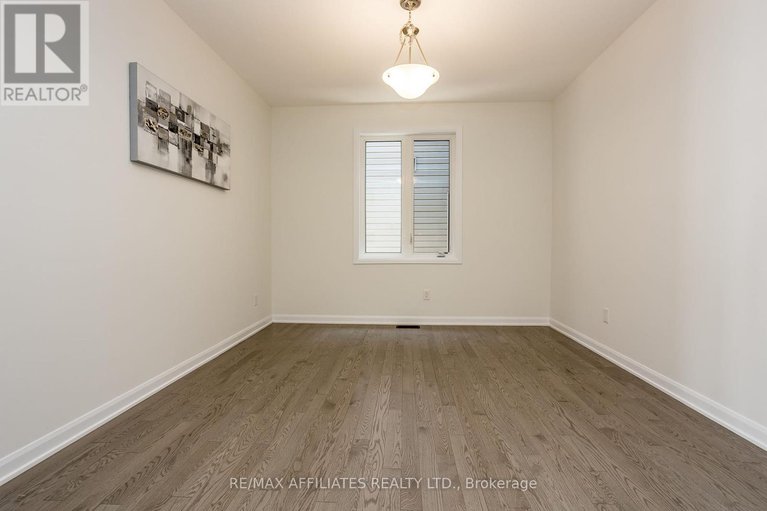 28880328/850-cappamore-drive/half-moon-bay/ottawa/ontario/K2C3H2_5
