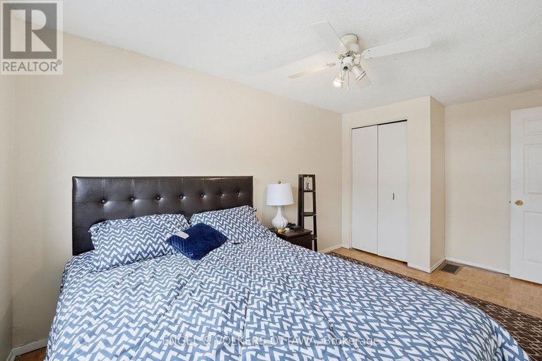 29615364/34-alison-korn-private/bells-corners/ottawa/ontario/K2H8M6_19