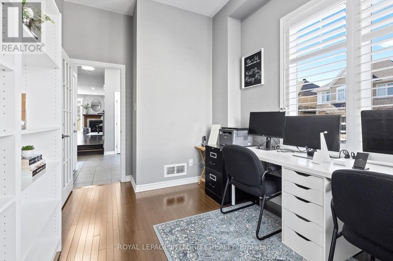 29670397/179-flat-sedge-crescent/blossom-parkkemp-parkfindlay-creek/ottawa/ontario/K1T0G9_12