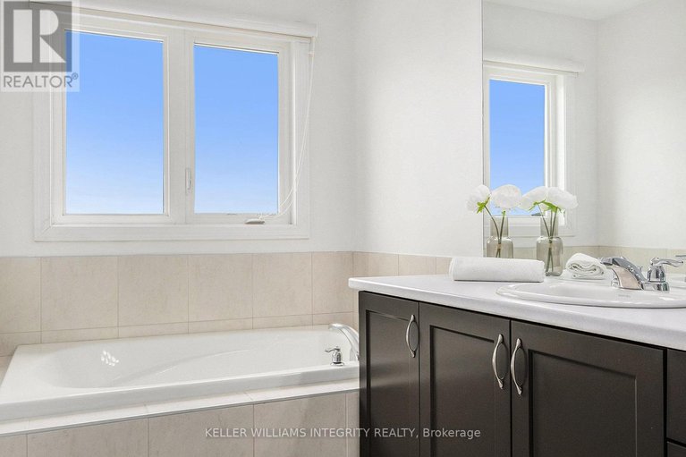 28484837/305-lipizzaner-street/stittsville-south/ottawa/ontario/K2S0X8_26