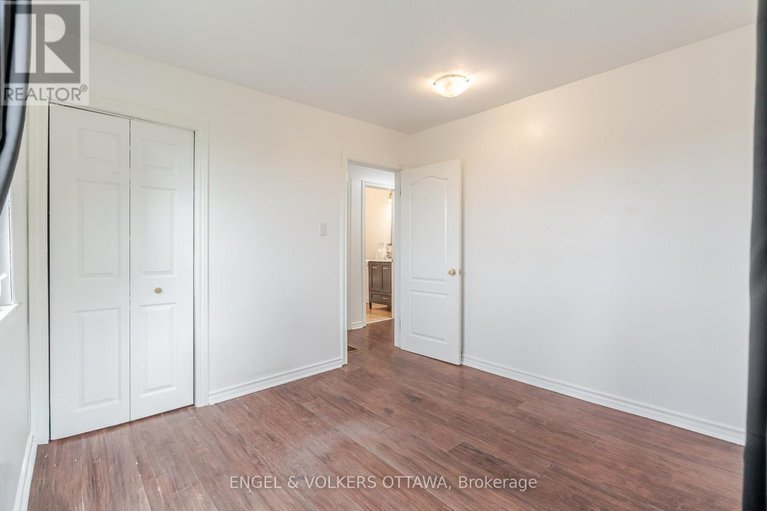 28821514/7321-snake-island-road/osgoode-twp-north-of-reg-rd-6/ottawa/ontario/K4P1N2_23