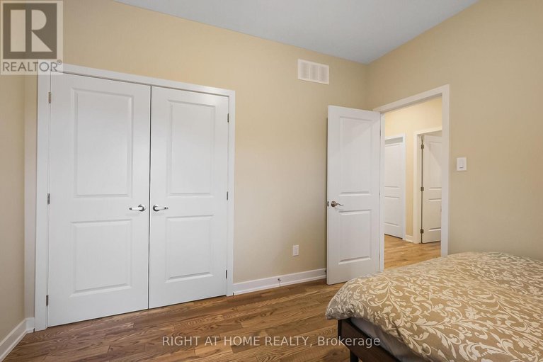 28548075/935-embankment-street/stittsville-south/ottawa/ontario/K2S2P7_35
