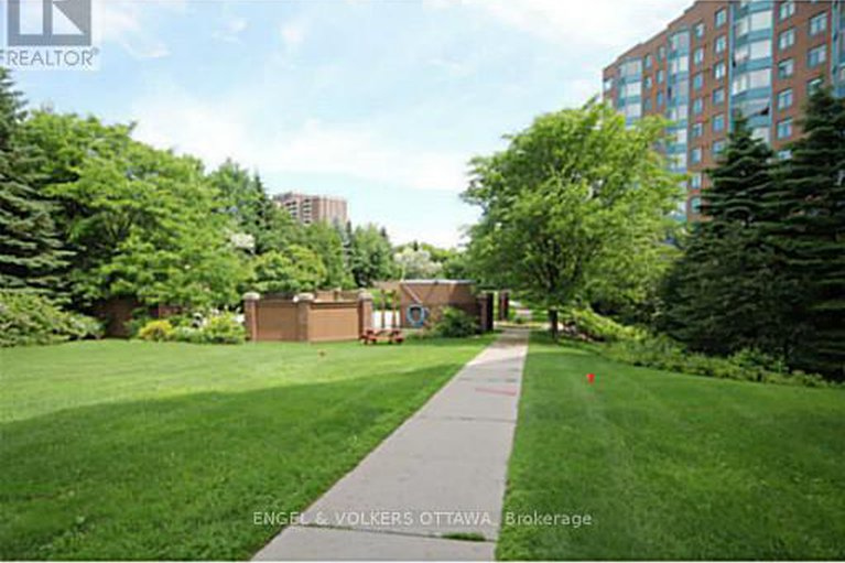 28741170/409-1025-grenon-avenue/fairfield-heights/ottawa/ontario/K2B8S5_17