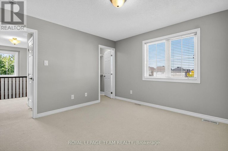 29099076/939-whimbrel-way/half-moon-bay/ottawa/ontario/K2J6C5_42