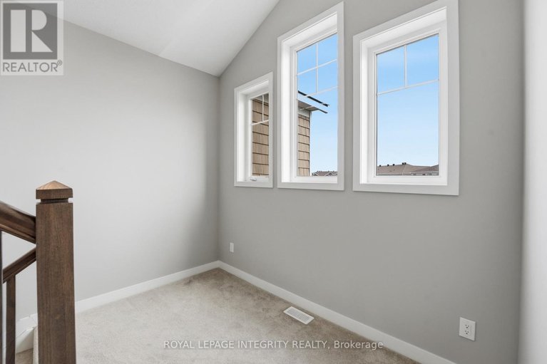 29544923/2084-winsome-terrace/fallingbrookgardenway-south/ottawa/ontario/K4A5M9_13