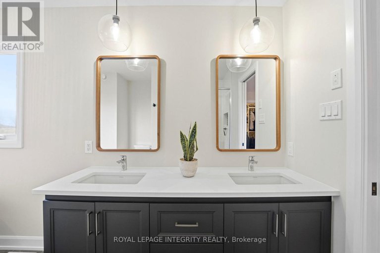 29590747/451-moonlight-drive/russell-twp/russell/ontario/K4R0L1_26