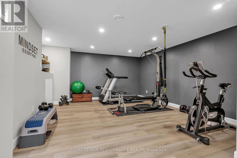 28627551/4-matthew-kieran-crescent/long-sault/south-stormont/ontario/K0C1P0_39