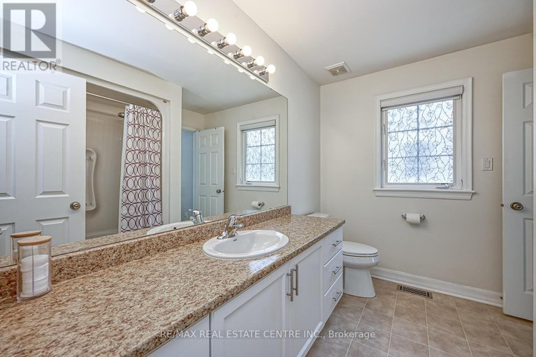 28603563/544-ravendale-way/stonebridge/ottawa/ontario/K2J0G9_35