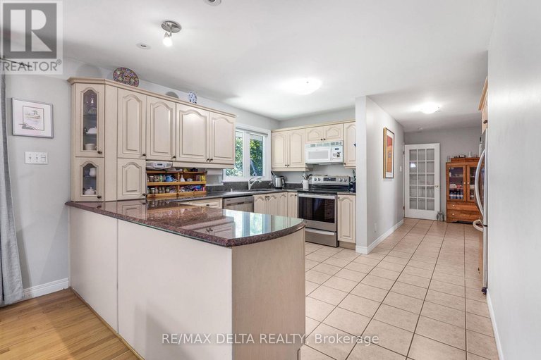 28835567/1115-golf-club-road-n/champlain-twp/champlain/ontario/K6A2R2_10