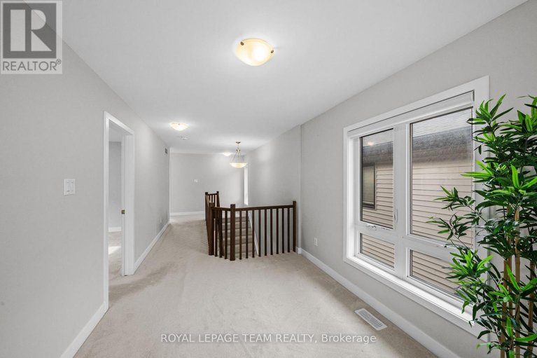 29615580/539-honeylocust-avenue/emerald-meadowstrailwest/ottawa/ontario/K2V0L8_31