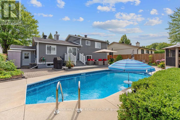 28907576/1570-marcoux-drive/bilberry-creekqueenswood-heights/ottawa/ontario/K1E2J9_29