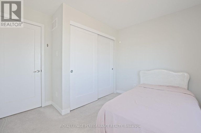 28917184/116-main-halyard-lane/half-moon-bay/ottawa/ontario/K2J7B6_19
