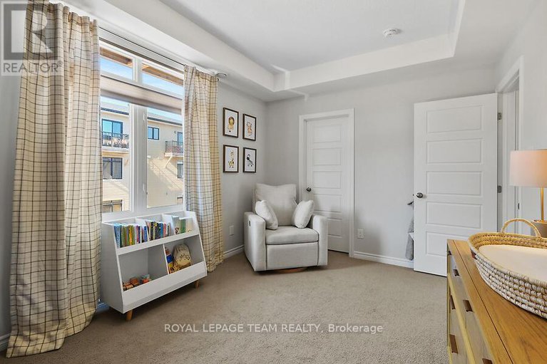 28153012/270-pembina-private/riverside-southgloucester-glen/ottawa/ontario/K4M0G7_24