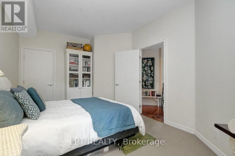 28929558/102-205-bolton-street/lower-townbyward-market/ottawa/ontario/K1N1K7_35