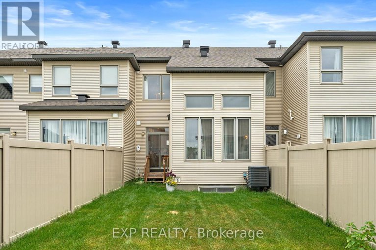 28505158/750-miikana-road/blossom-parkkemp-parkfindlay-creek/ottawa/ontario/K1X0H6_40