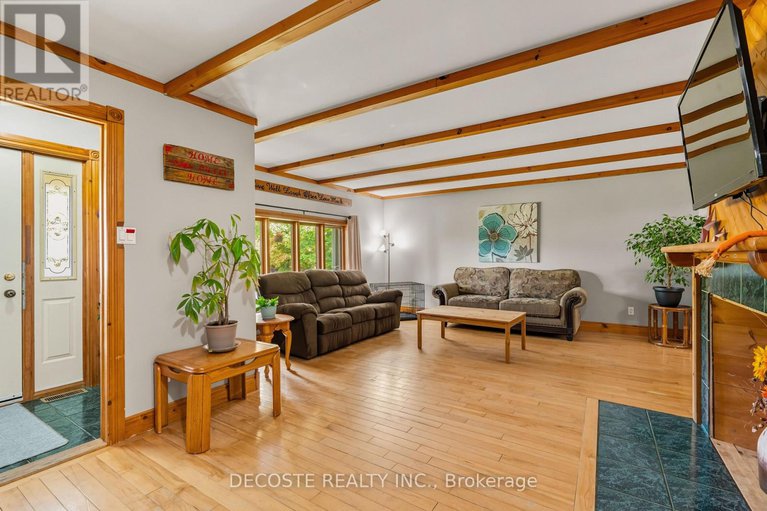 28865622/20646-county-25-road/south-glengarry-lancaster-twp/south-glengarry/ontario/K0C1A0_6