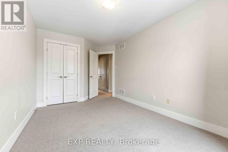 29386734/152-rivington-street/carp/ottawa/ontario/K0A1L0_18