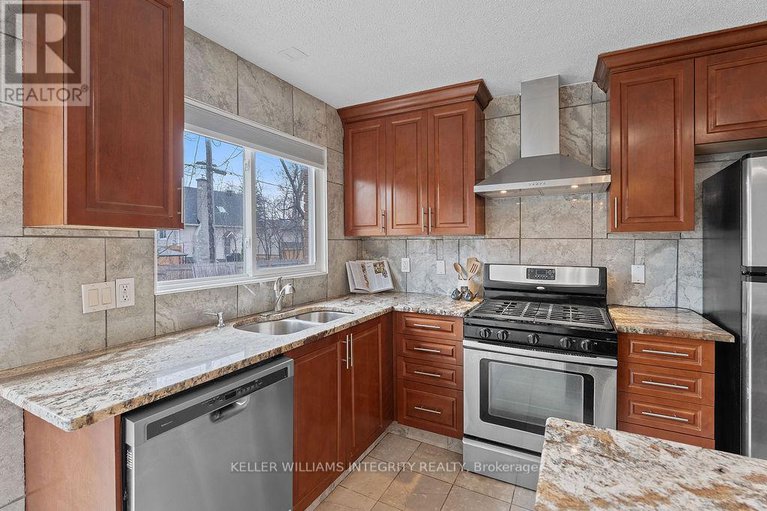 28206742/62-chippewa-avenue/meadowlandsst-claire-gardens/ottawa/ontario/K2G1Y2_8
