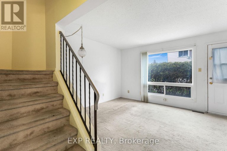 29125286/48-2276-orient-park-drive/blackburn-hamlet-south/ottawa/ontario/K1B4Z7_4