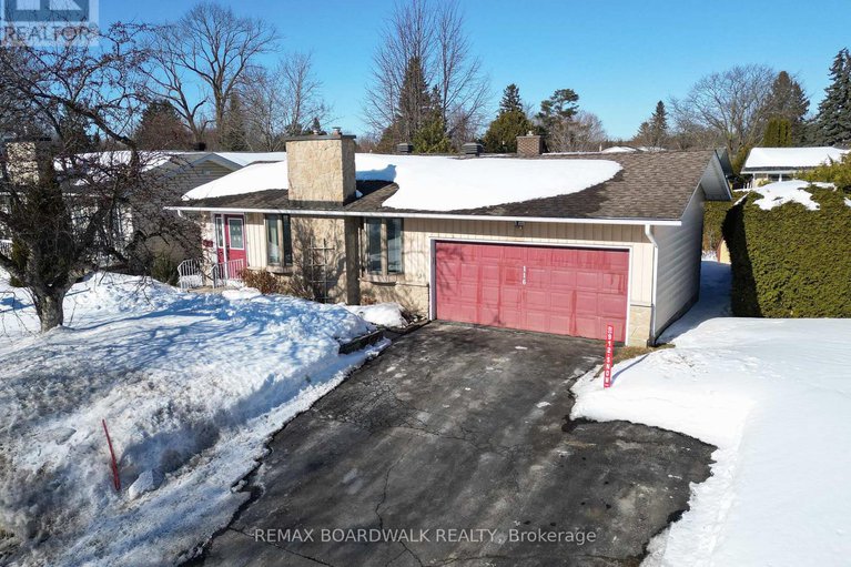 29432299/116-old-colony-road/glencairnhazeldean/ottawa/ontario/K2L1M2_43