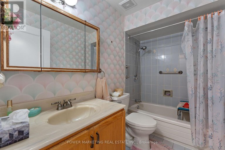 28633301/1060-grenon-avenue/fairfield-heights/ottawa/ontario/K2B8N1_23