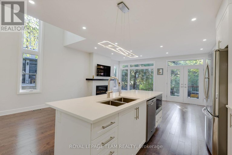 29015111/38-sunnymede-avenue/ottawa-westtunneys-pasture/ottawa/ontario/K1Y2L3_28