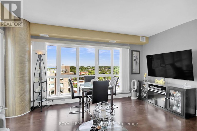 28584984/1104-90-landry-street-w/vanier/ottawa/ontario/K1L0A9_12