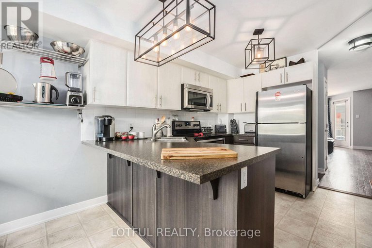 28641676/a-2016-dorima-street/avalon-east/ottawa/ontario/K4A0X5_12