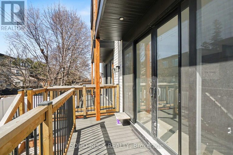 29669928/828-alpine-avenue/queensway-terrace-north/ottawa/ontario/K2B5R6_24