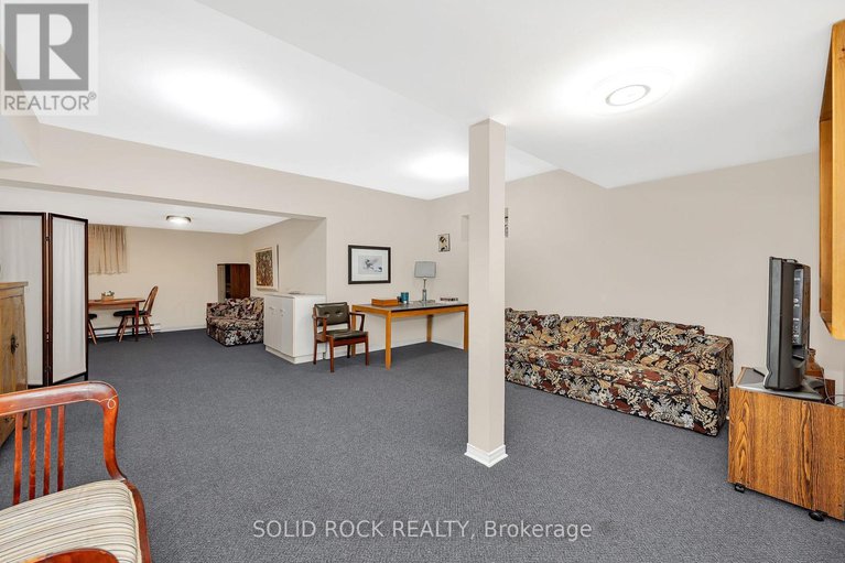 28964085/471-tillbury-avenue/laurentianview/ottawa/ontario/K2A0Y6_24