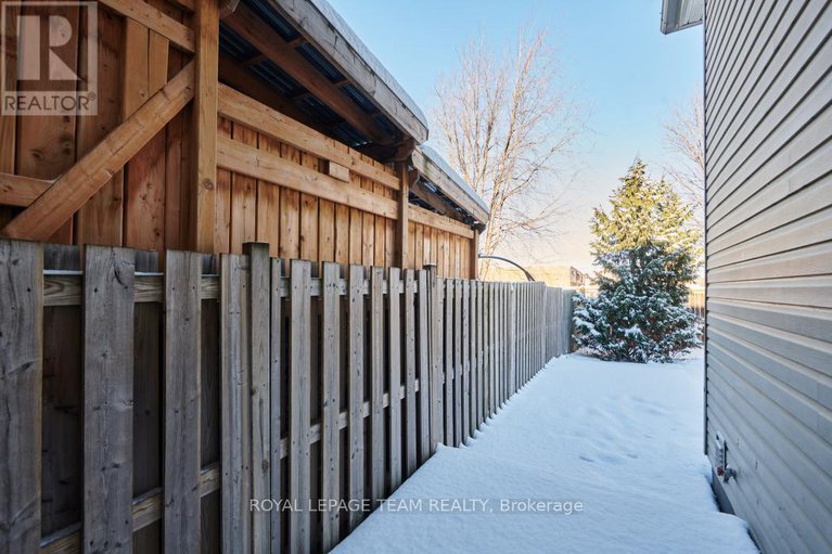 29177022/541-salzburg-drive/notting-hillsummerside/ottawa/ontario/K4A0C6_33