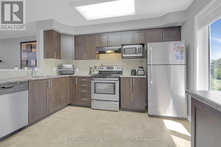 28565697/9-671-reardon-private/heron-gateindustrial-park/ottawa/ontario/K1V2K8_15