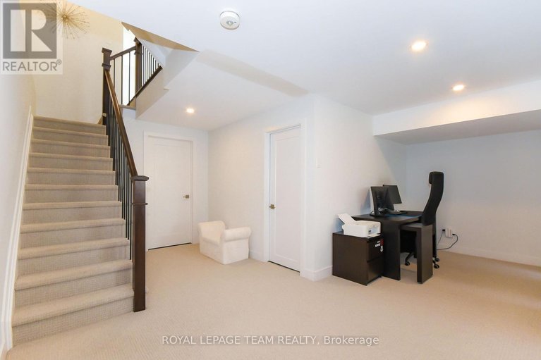 29666466/725-capricorn-circle/riverside-southgloucester-glen/ottawa/ontario/K4M0J4_46