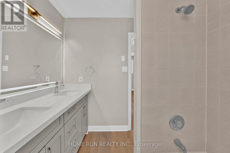 29500930/1259-meadowlands-drive-e/city-viewskylinefisher-heightsparkwood-hills/ottawa/ontario/K2E6K4_24