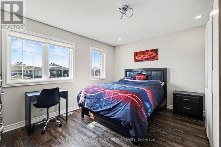 29594611/236-esturgeon-street/avalon-west/ottawa/ontario/K4A1G5_20