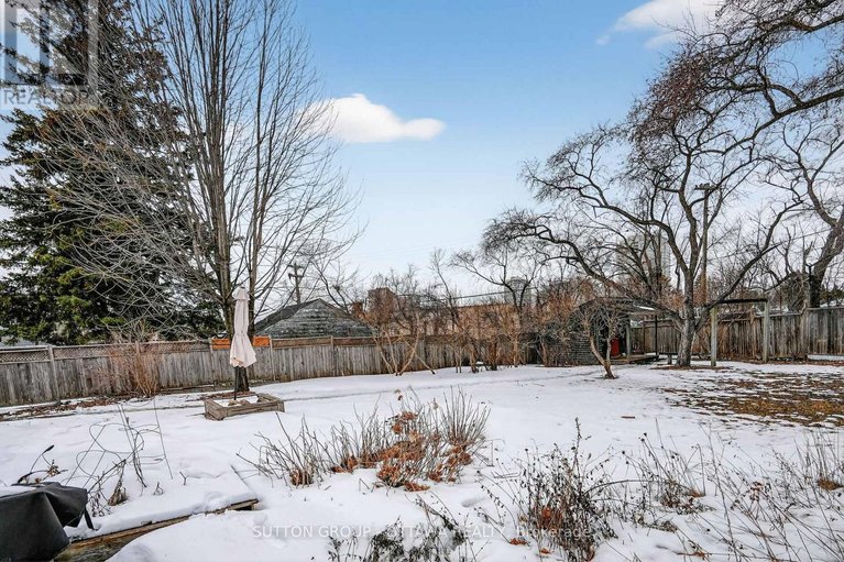 29515189/499-neighbourhood-way/riverview-park/ottawa/ontario/K1G0J3_35